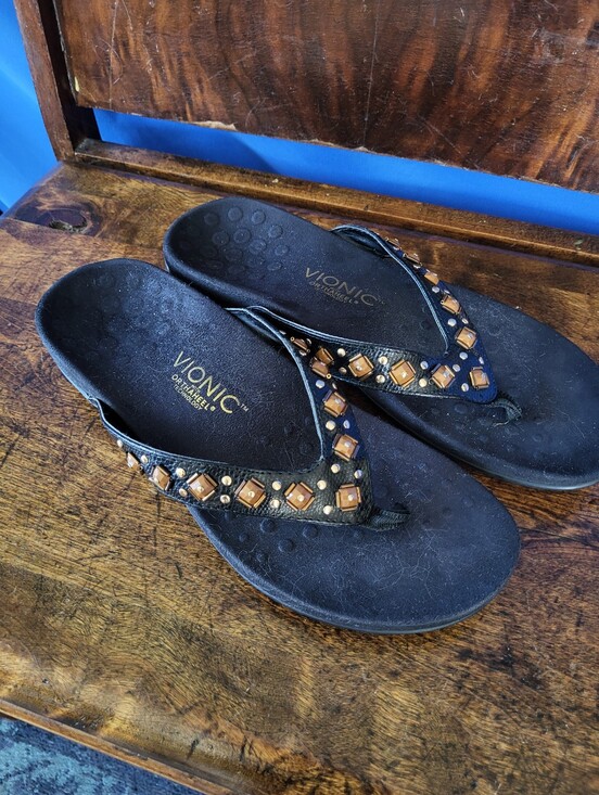 Vionic Shoes - Vionic OrthaHeel Floriana Size 10 Sandals Black with Beads